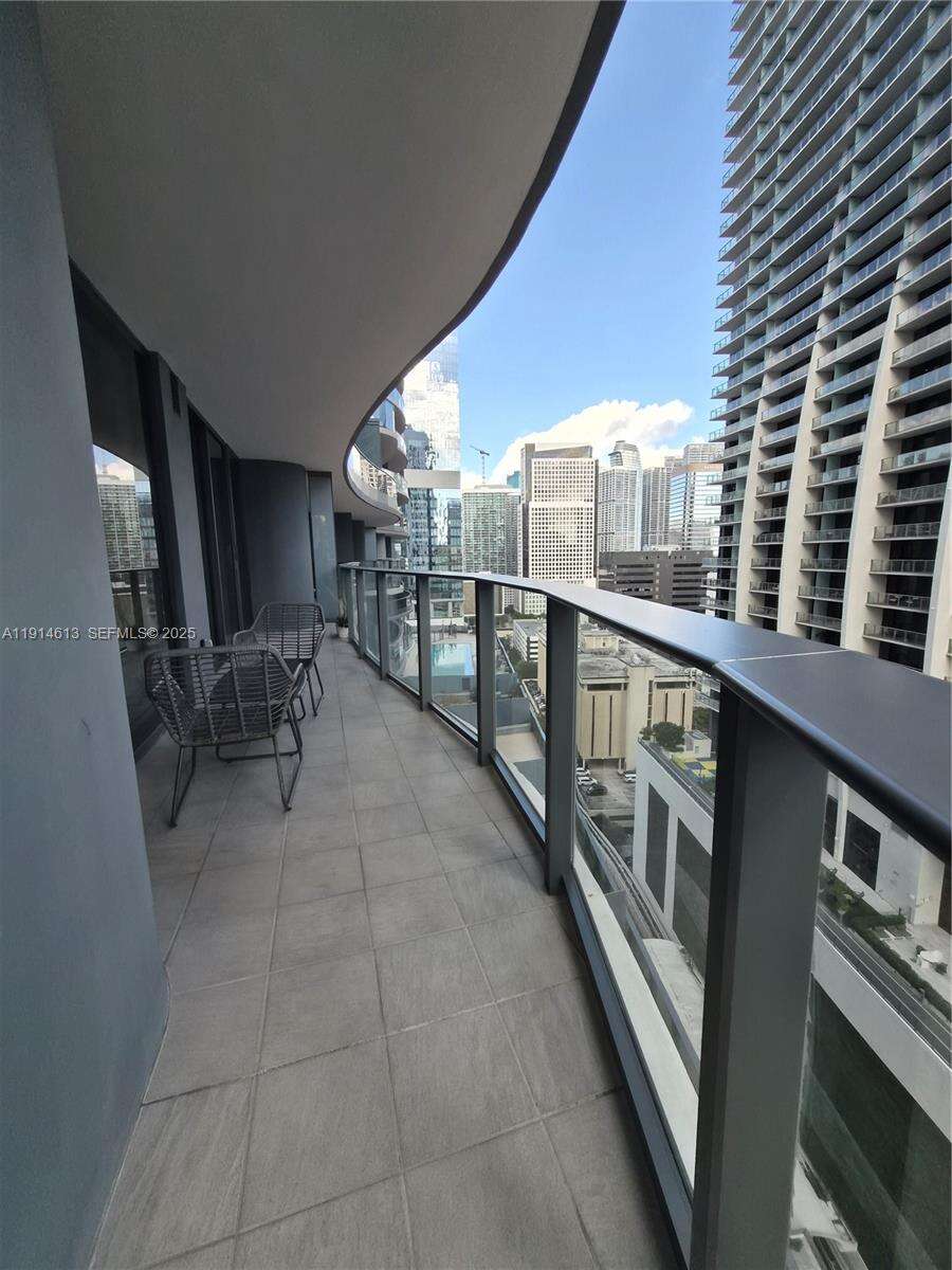 BRICKELL FLATIRON - 1000 Brickell Plz, Miami, FL 33131 | Picture 68