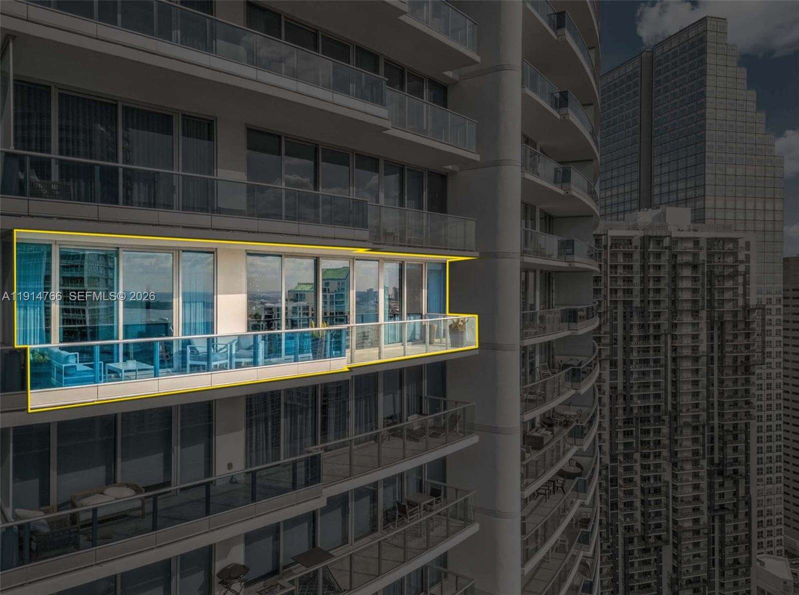 EPIC WEST - 200 Biscayne Blvd Way, Miami, FL 33131 | Picture 34