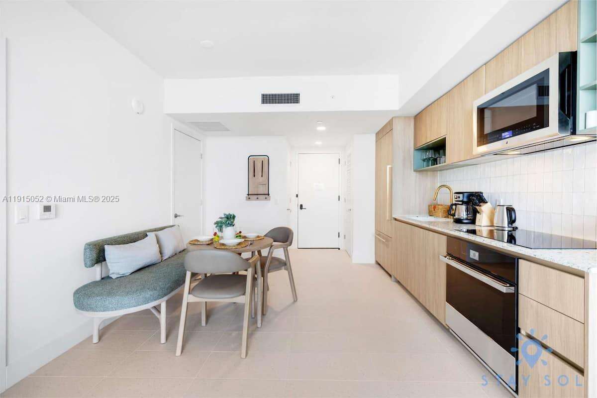 Natiivo | Gale Miami at 159 6 St, Miami, FL 33132 - For Sale photo 16
