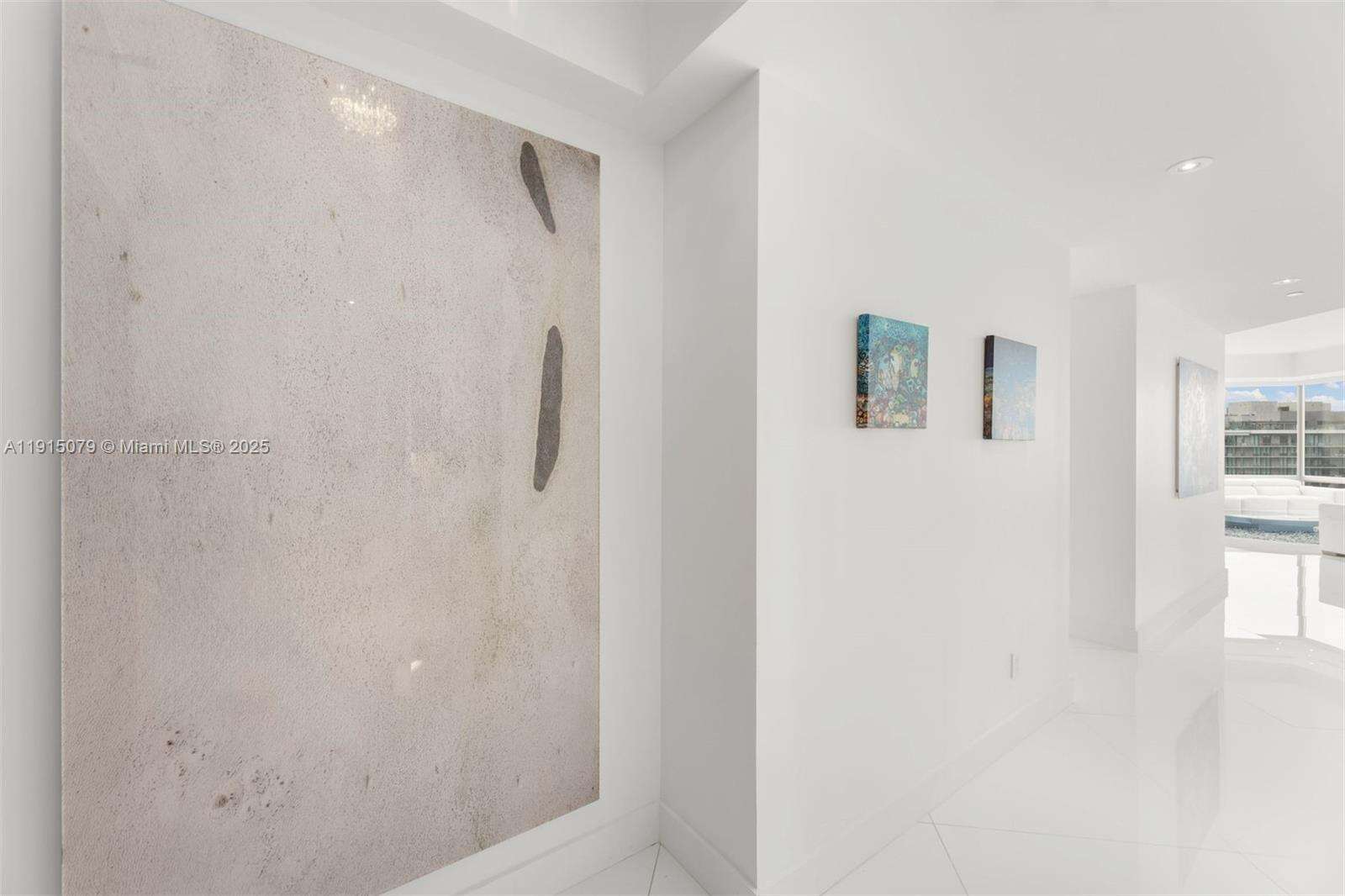 MILLENNIUM TOWER - 1425 Brickell Ave, Miami, FL 33131 | Picture 3