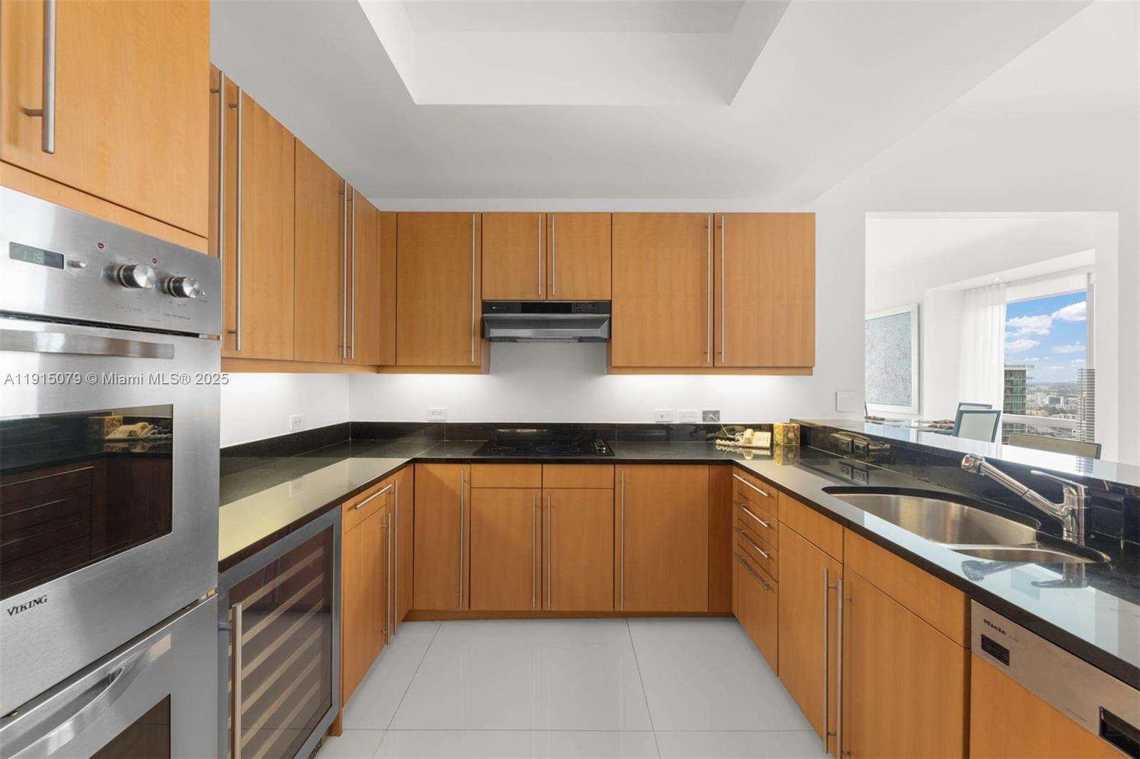 MILLENNIUM TOWER - 1425 Brickell Ave, Miami, FL 33131 | Picture 21