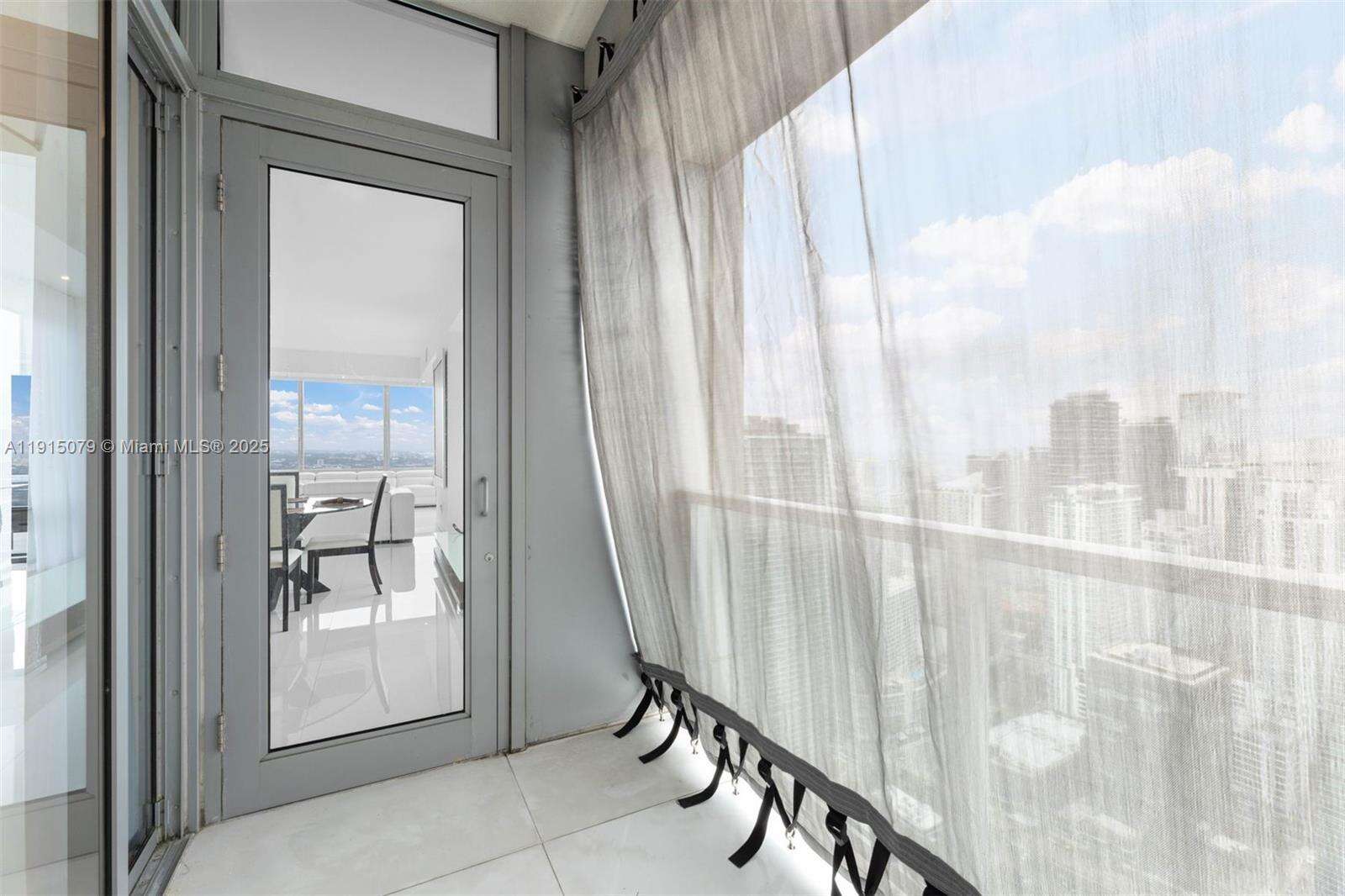MILLENNIUM TOWER - 1425 Brickell Ave, Miami, FL 33131 | Picture 29