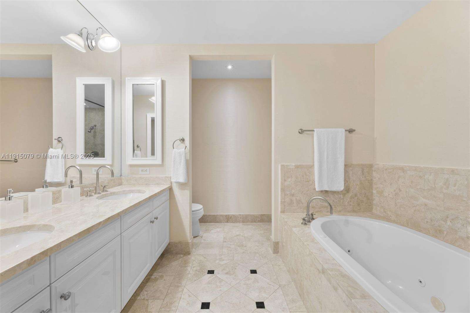 MILLENNIUM TOWER - 1425 Brickell Ave, Miami, FL 33131 | Picture 40