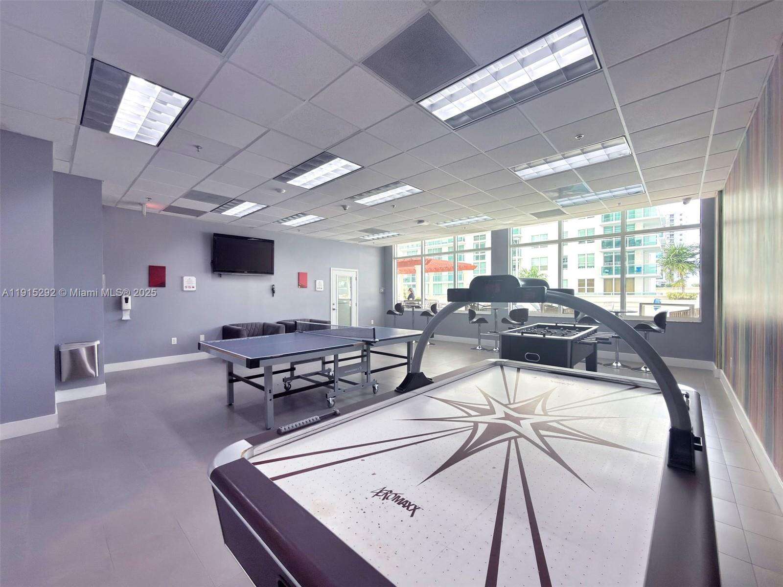 The Club At Brickell Bay at 1200 Brickell Bay Dr, Miami, FL 33131 - For Sale photo 23