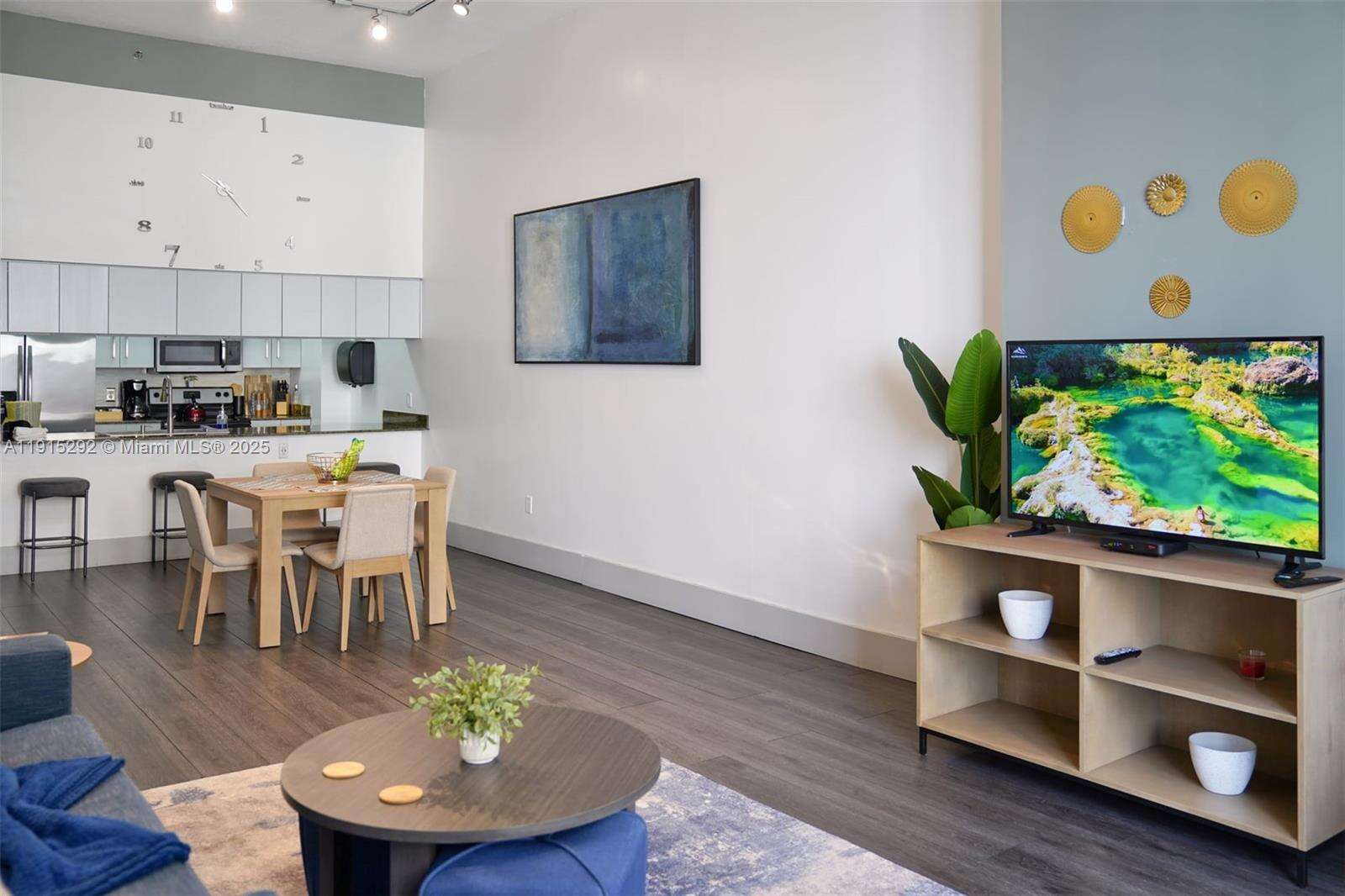 The Club At Brickell Bay at 1200 Brickell Bay Dr, Miami, FL 33131 - For Sale photo 7