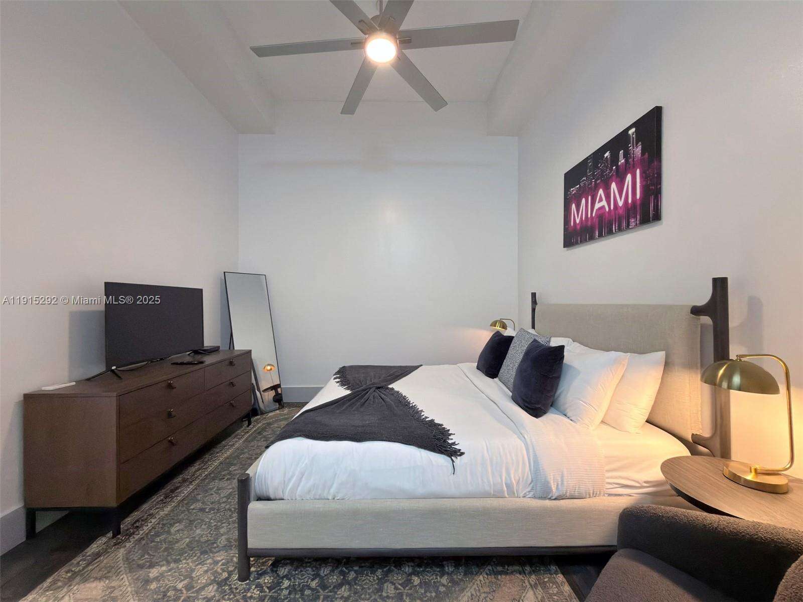 The Club At Brickell Bay at 1200 Brickell Bay Dr, Miami, FL 33131 - For Sale photo 10