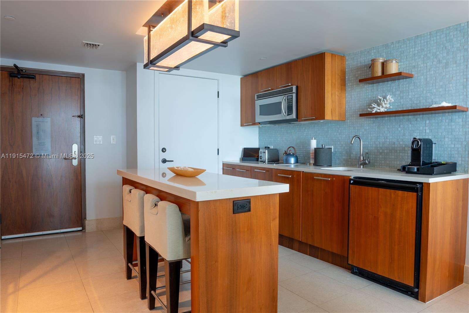 Central Carillon at 6801 Collins Ave, Miami Beach, FL 33141 - For Sale photo 13