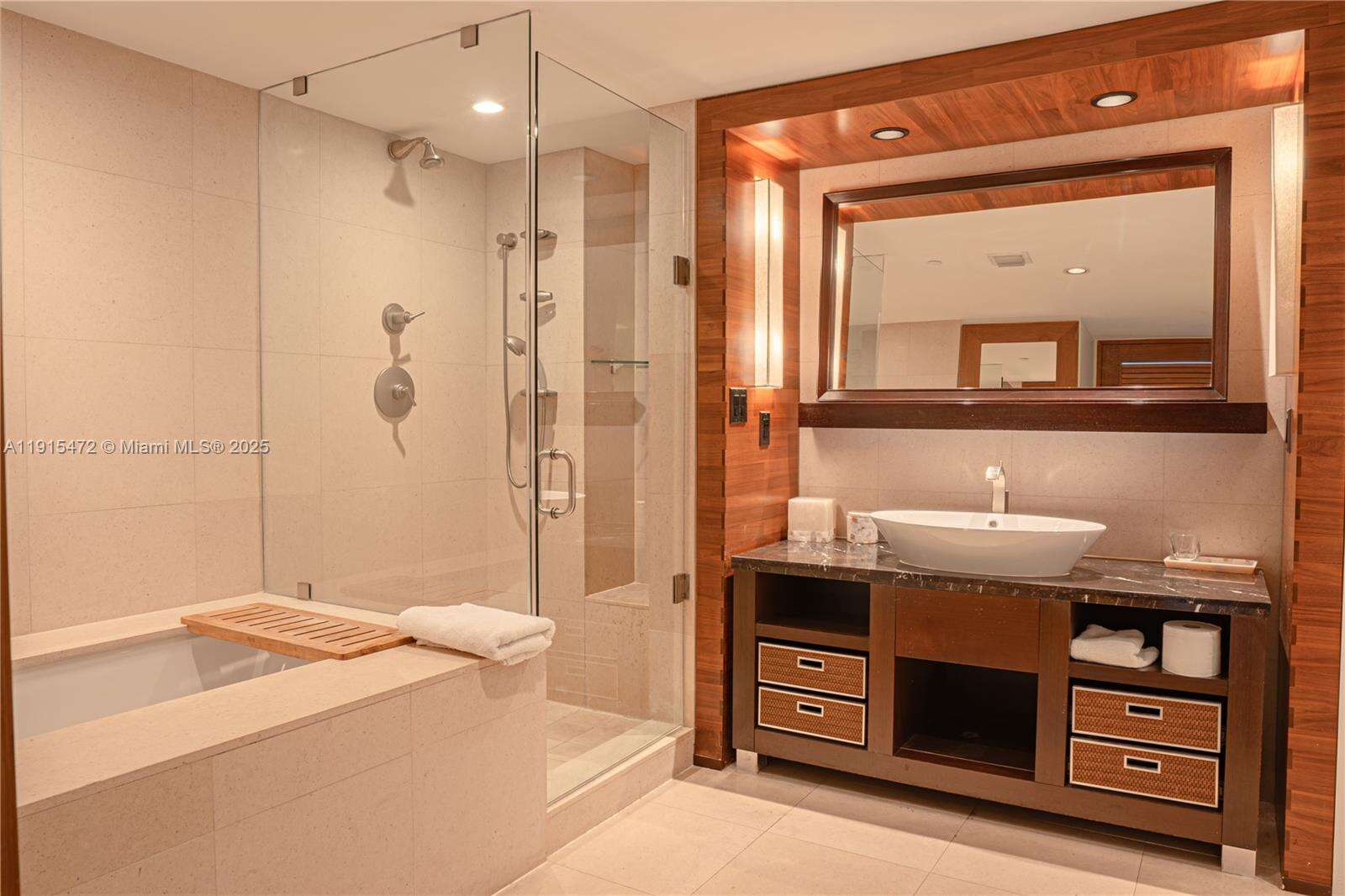 Central Carillon at 6801 Collins Ave, Miami Beach, FL 33141 - For Sale photo 5