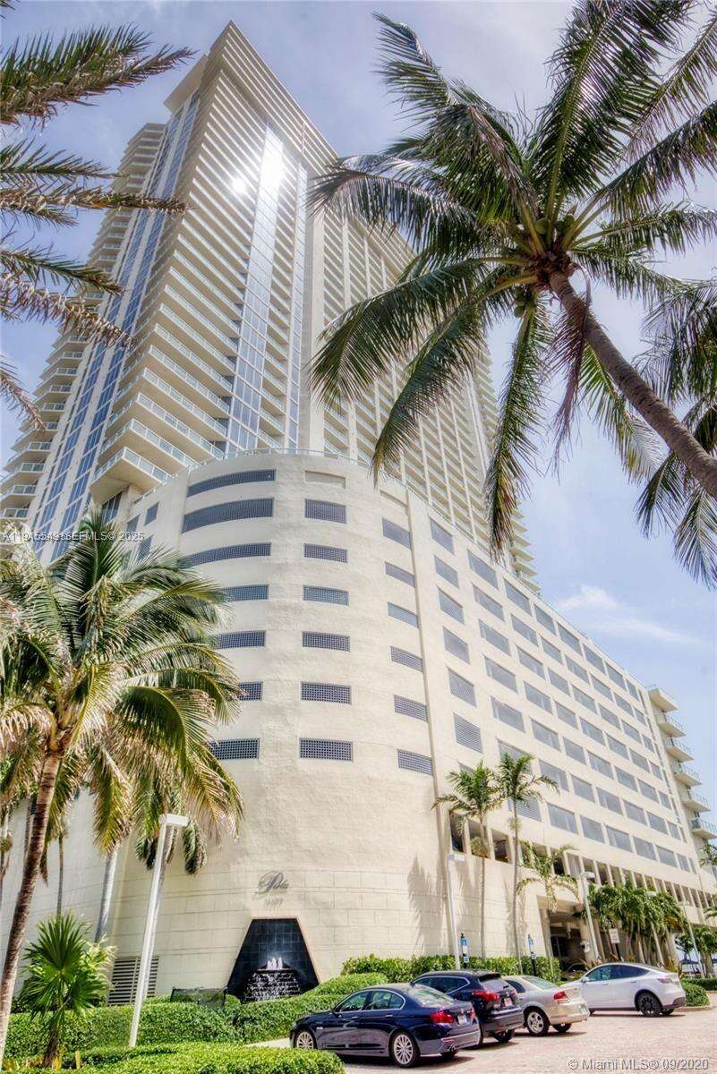La Perla at 16699 Collins Ave, Sunny Isles Beach, FL 33160 - For Sale photo 25