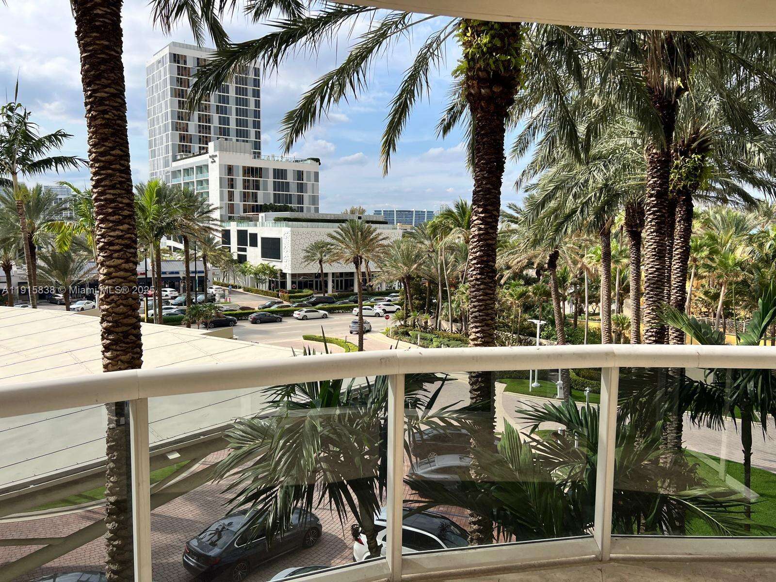 THE PINNACLE - 17555 Collins Ave, Sunny Isles Beach, FL 33160 | Picture 40