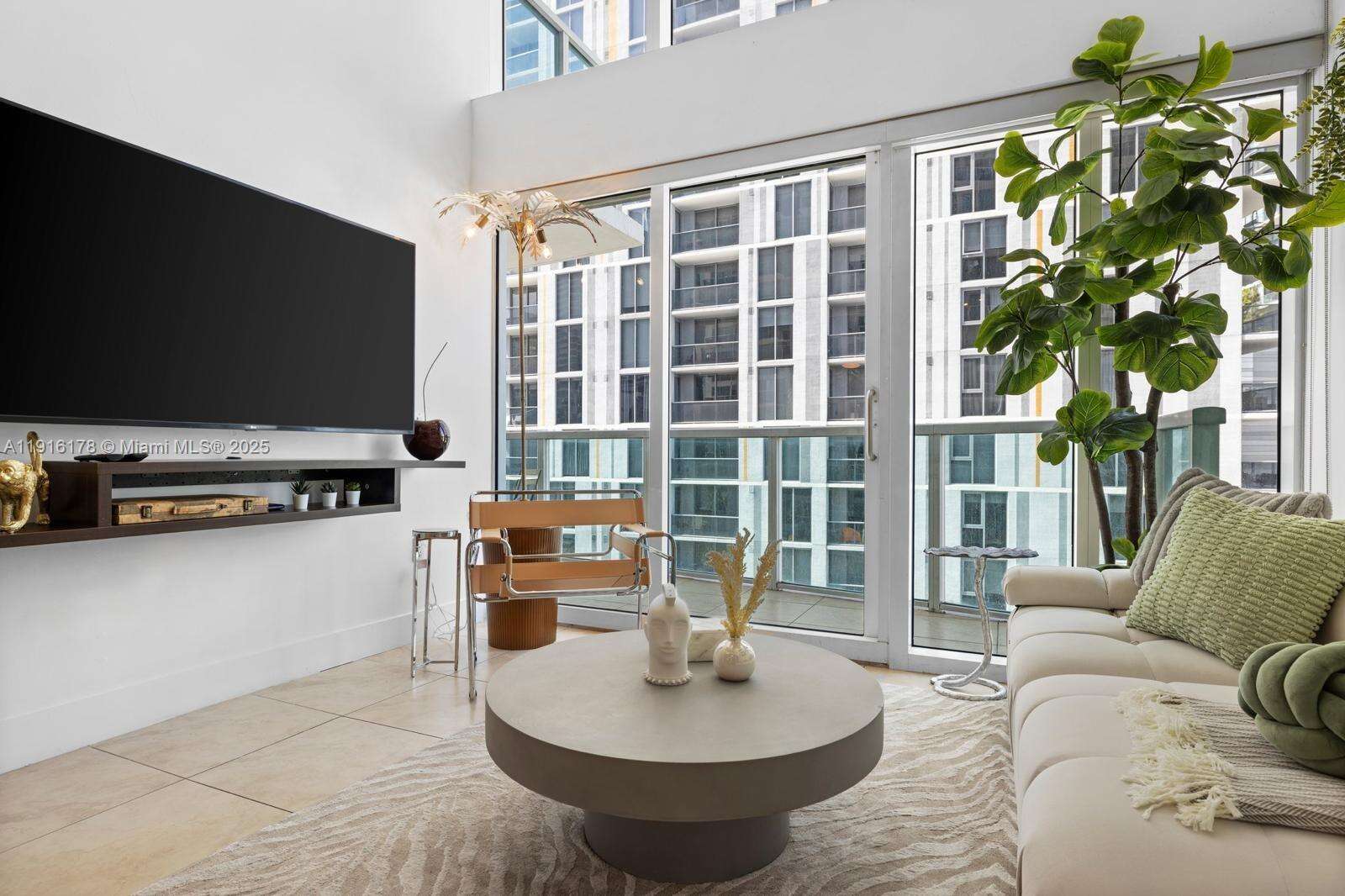 Brickell On The River at 41 5 St, Miami, FL 33131 - For Sale photo 1