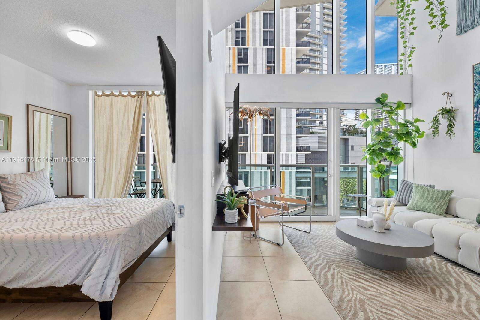 Brickell On The River at 41 5 St, Miami, FL 33131 - For Sale photo 16