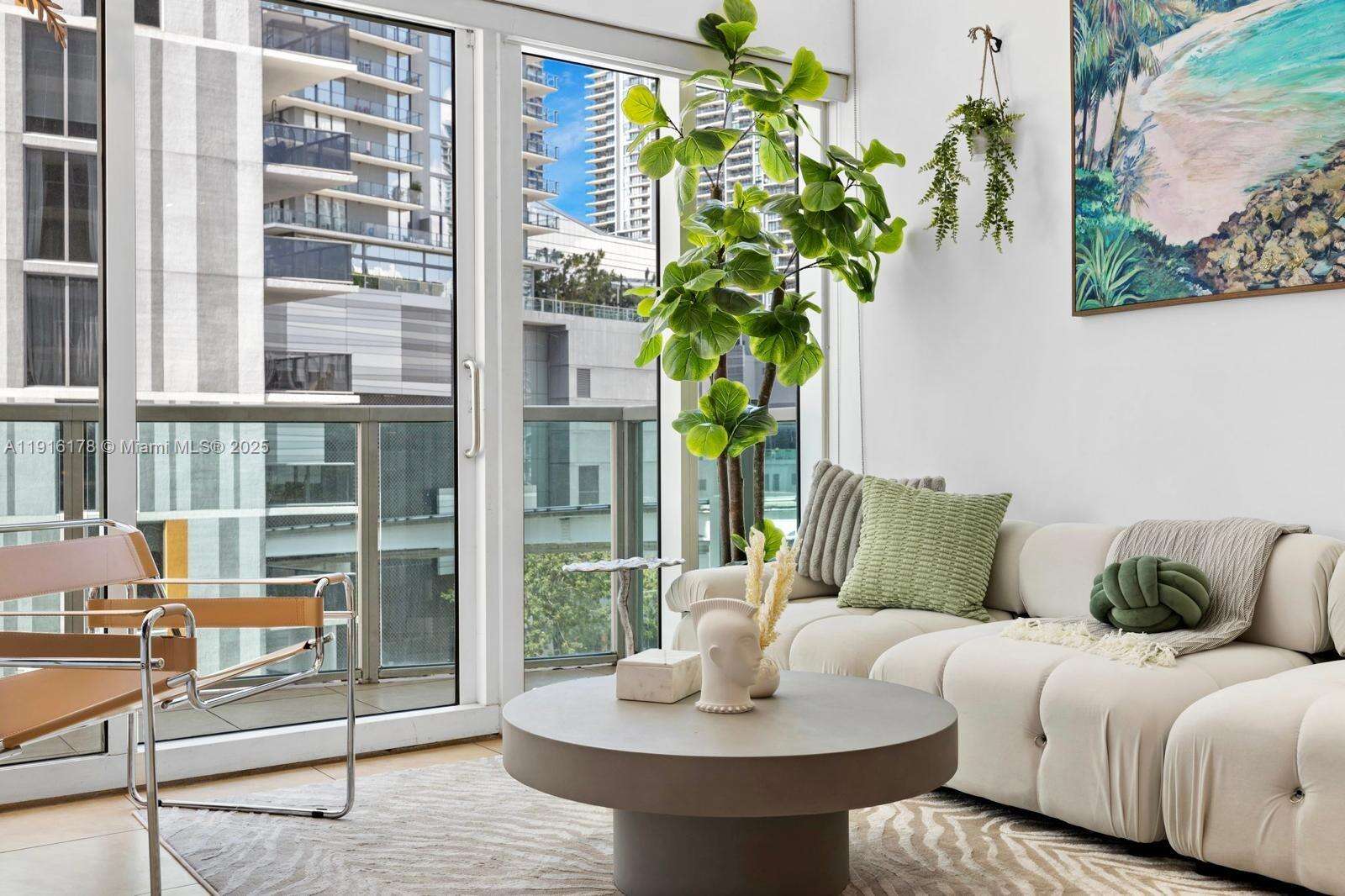Brickell On The River at 41 5 St, Miami, FL 33131 - For Sale photo 3