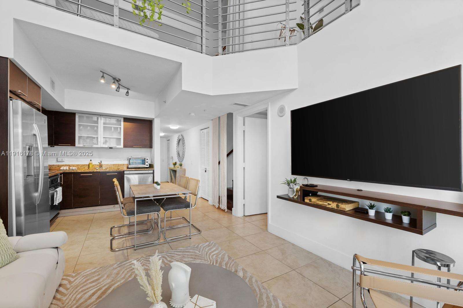 Brickell On The River at 41 5 St, Miami, FL 33131 - For Sale photo 10