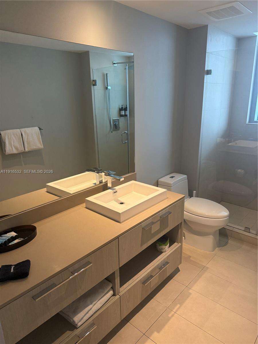 Hyde Resort at 4111 Ocean Dr, Hollywood, FL 33019 - For Sale photo 5