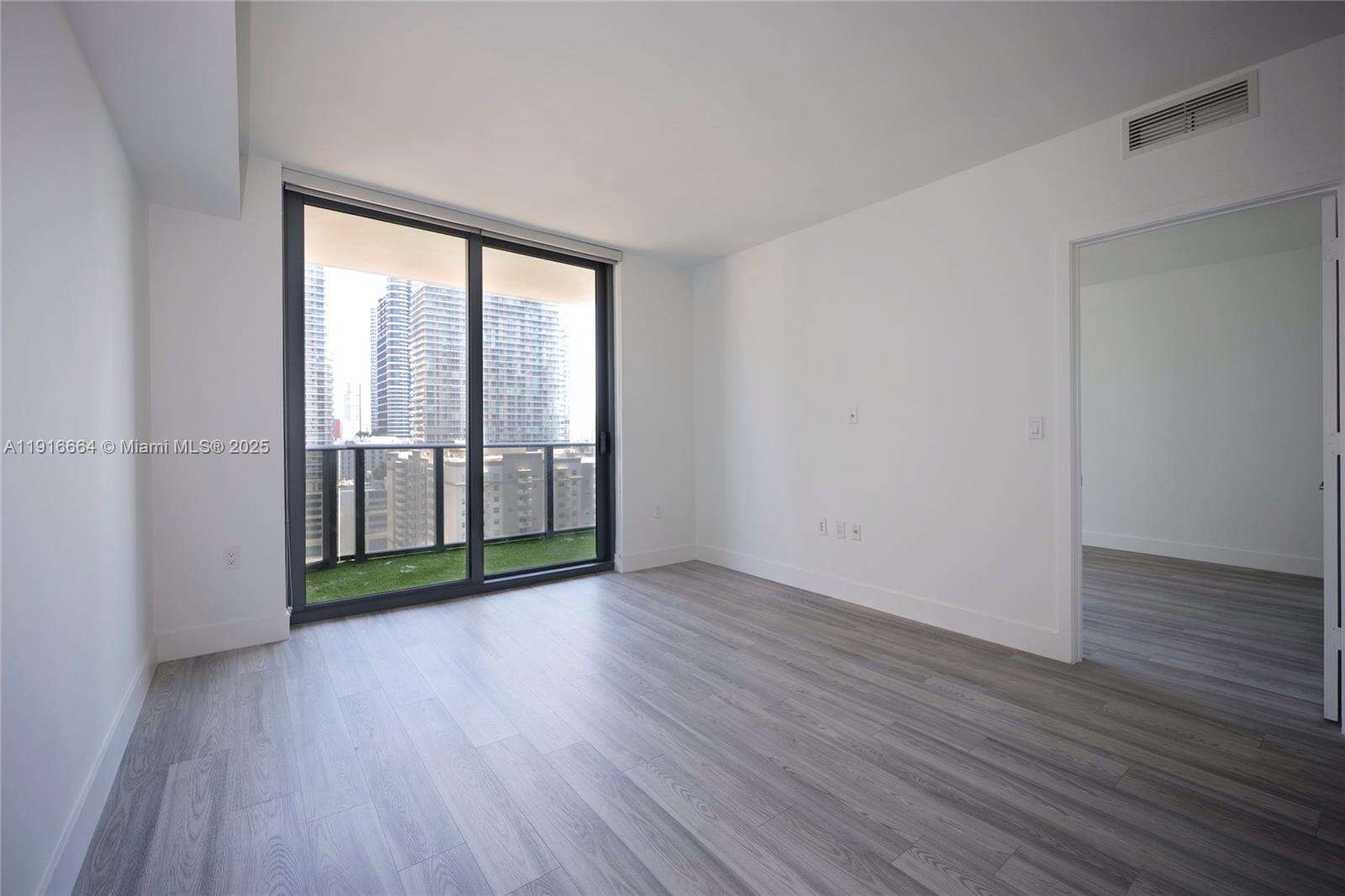 Brickell Heights East at 45 9 St, Miami, FL 33130 - For Sale photo 13