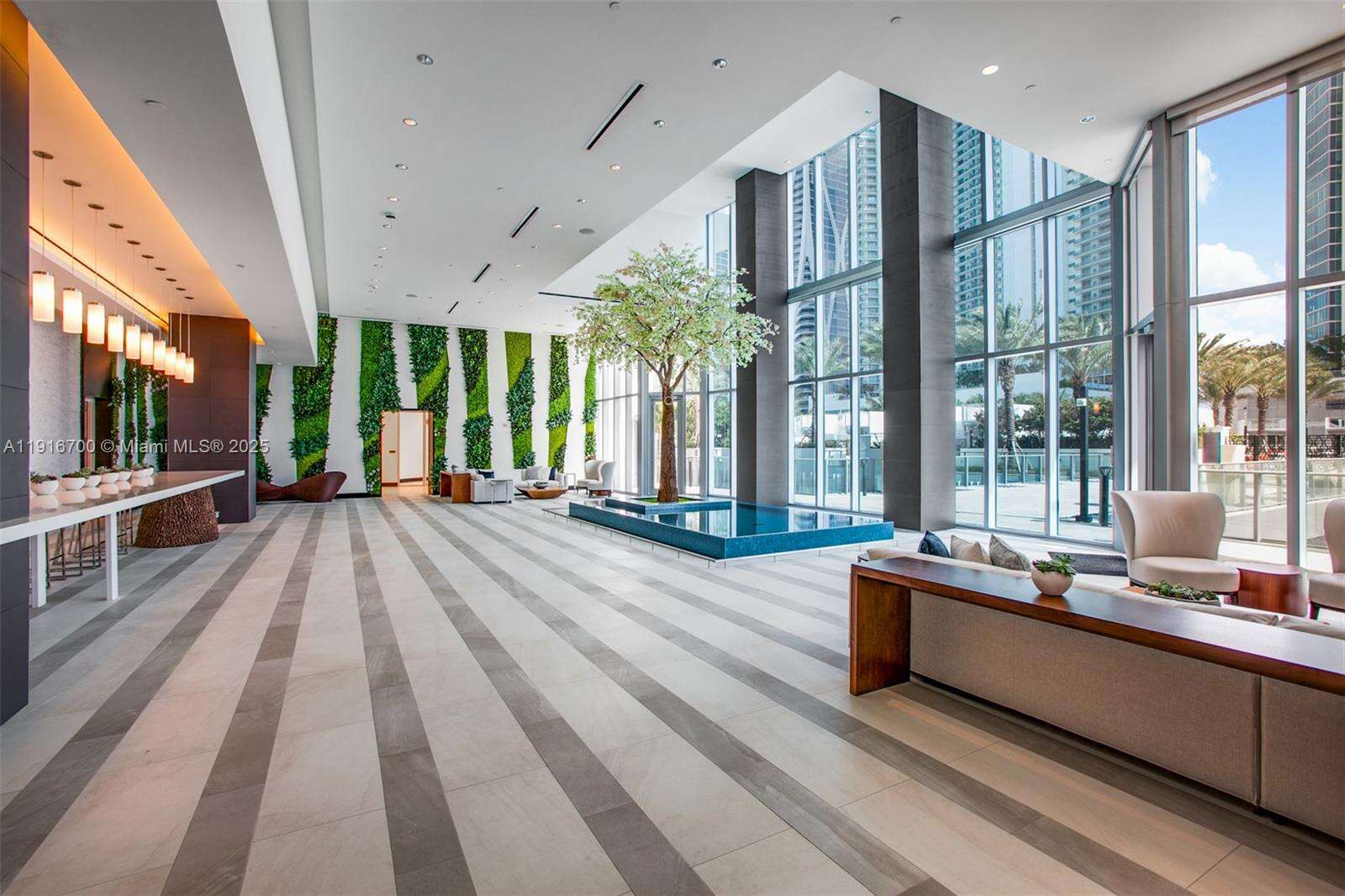 Paramount Miami Worldcenter at 851 1 Ave, Miami, FL 33132 - For Sale photo 17