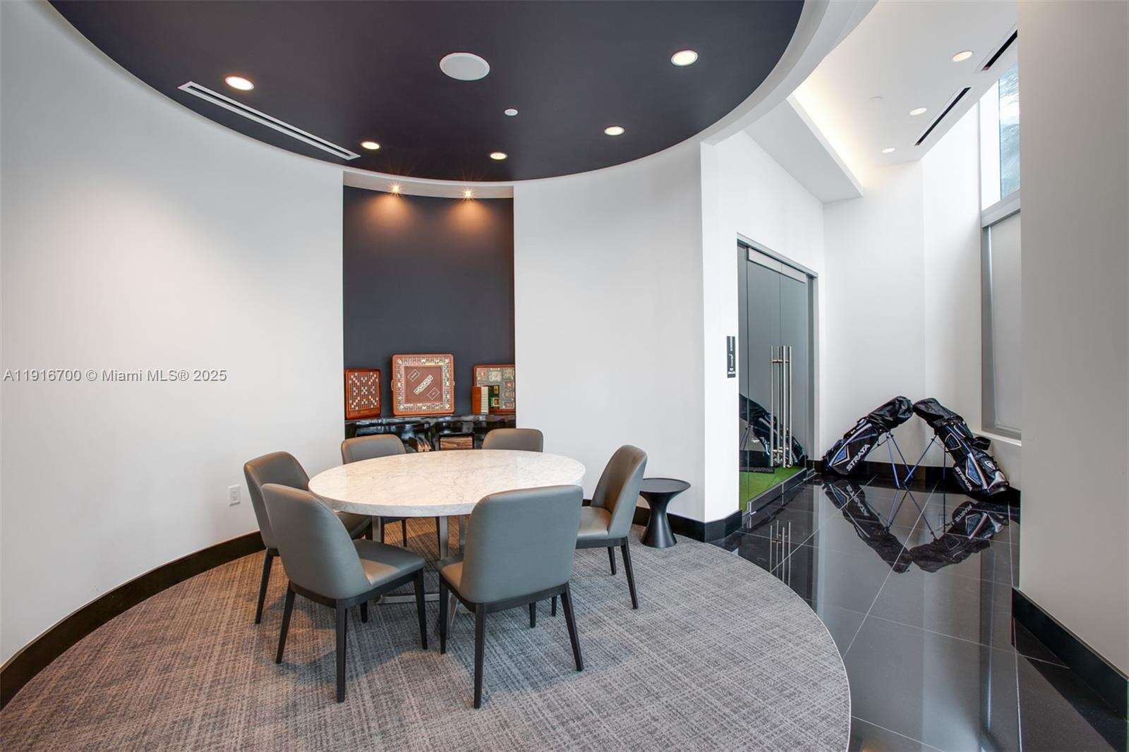 Paramount Miami Worldcenter at 851 1 Ave, Miami, FL 33132 - For Sale photo 20