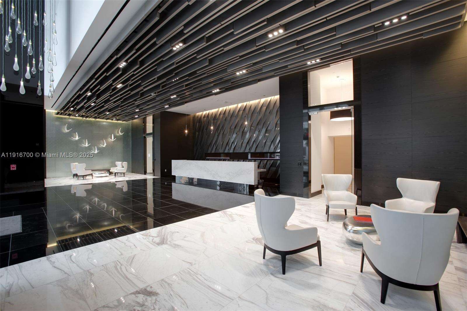 Paramount Miami Worldcenter at 851 1 Ave, Miami, FL 33132 - For Sale photo 25