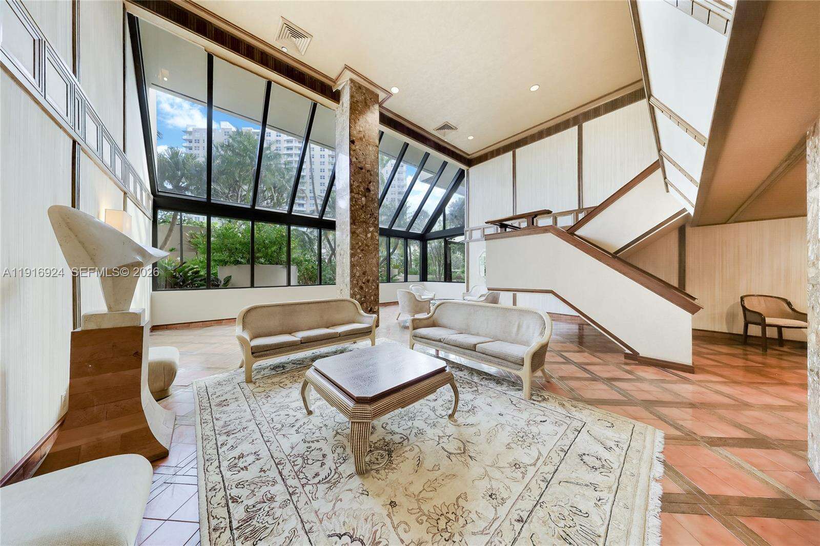 Brickell Key 1 at 520 Brickell Key Dr, Miami, FL 33131 - For Sale photo 26