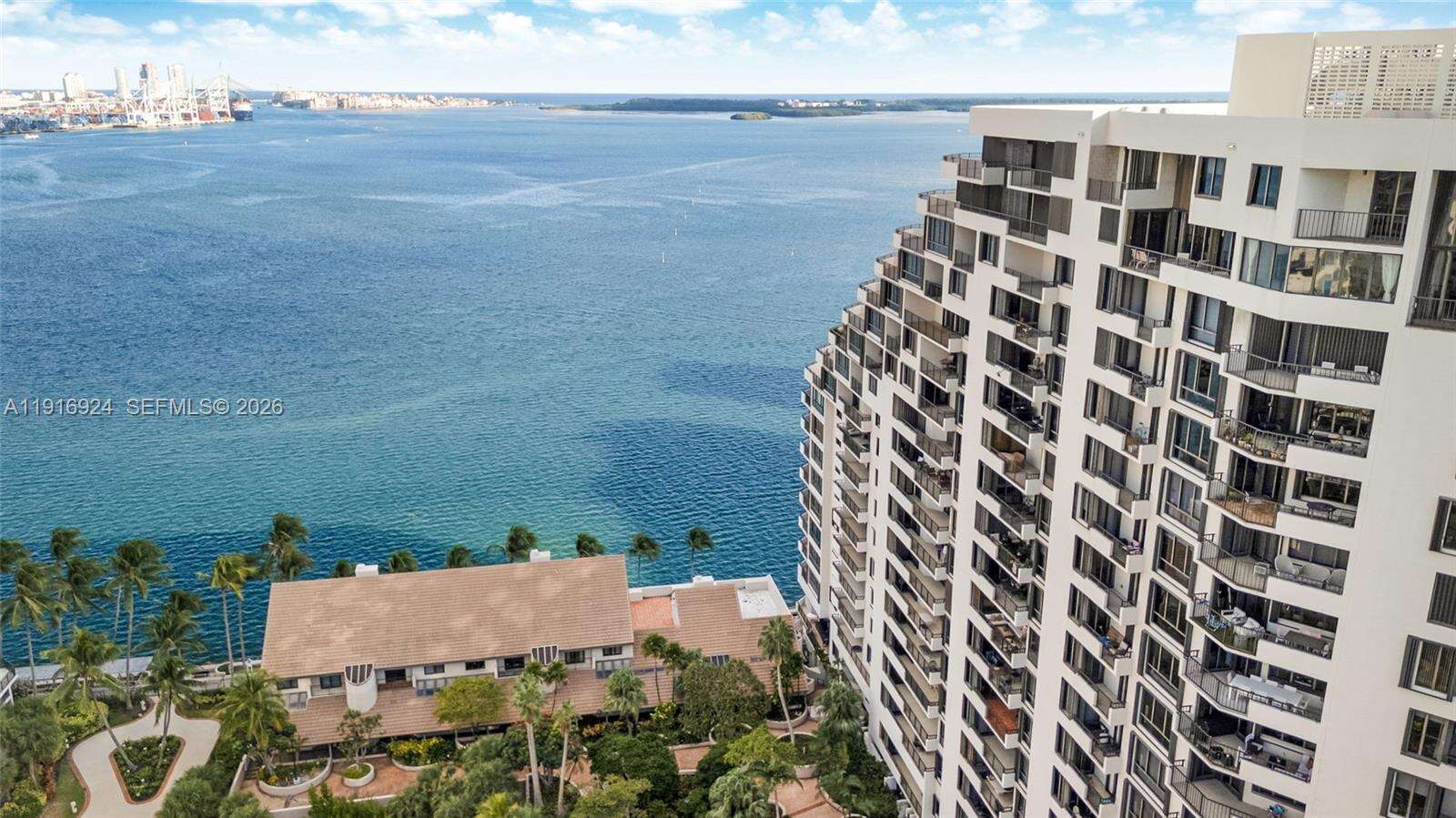 Brickell Key 1 at 520 Brickell Key Dr, Miami, FL 33131 - For Sale photo 28