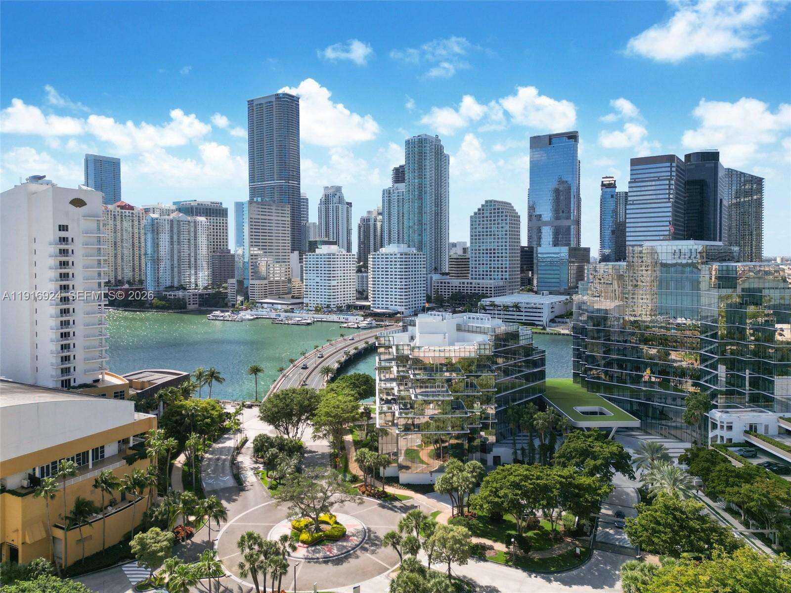 Brickell Key 1 at 520 Brickell Key Dr, Miami, FL 33131 - For Sale photo 30