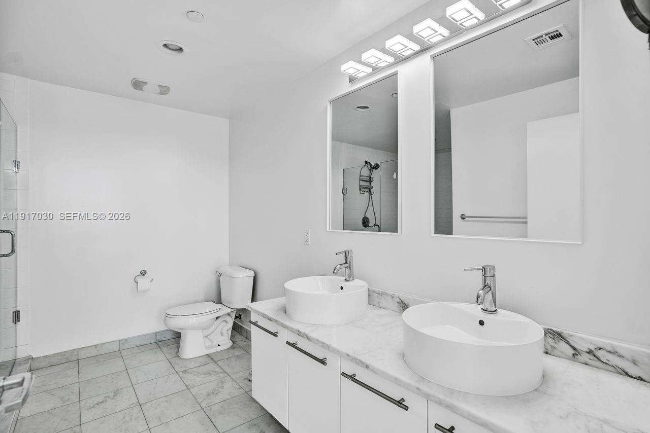 Marina Blue at 888 Biscayne Blvd, Miami, FL 33132 - For Sale photo 11