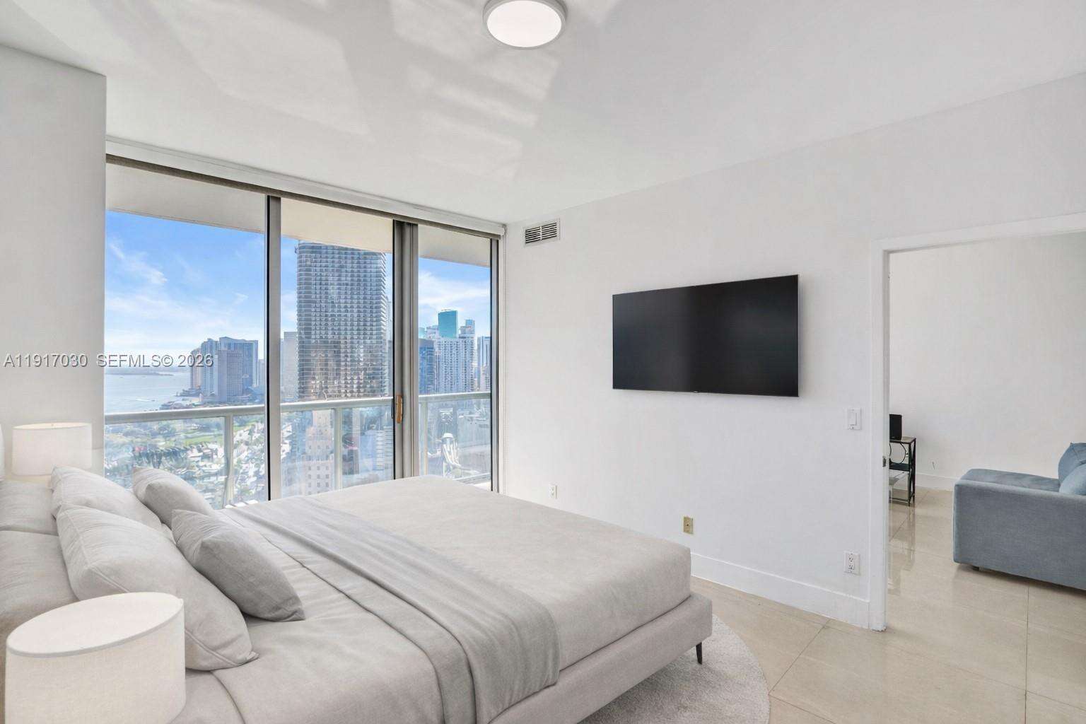 Marina Blue at 888 Biscayne Blvd, Miami, FL 33132 - For Sale photo 10