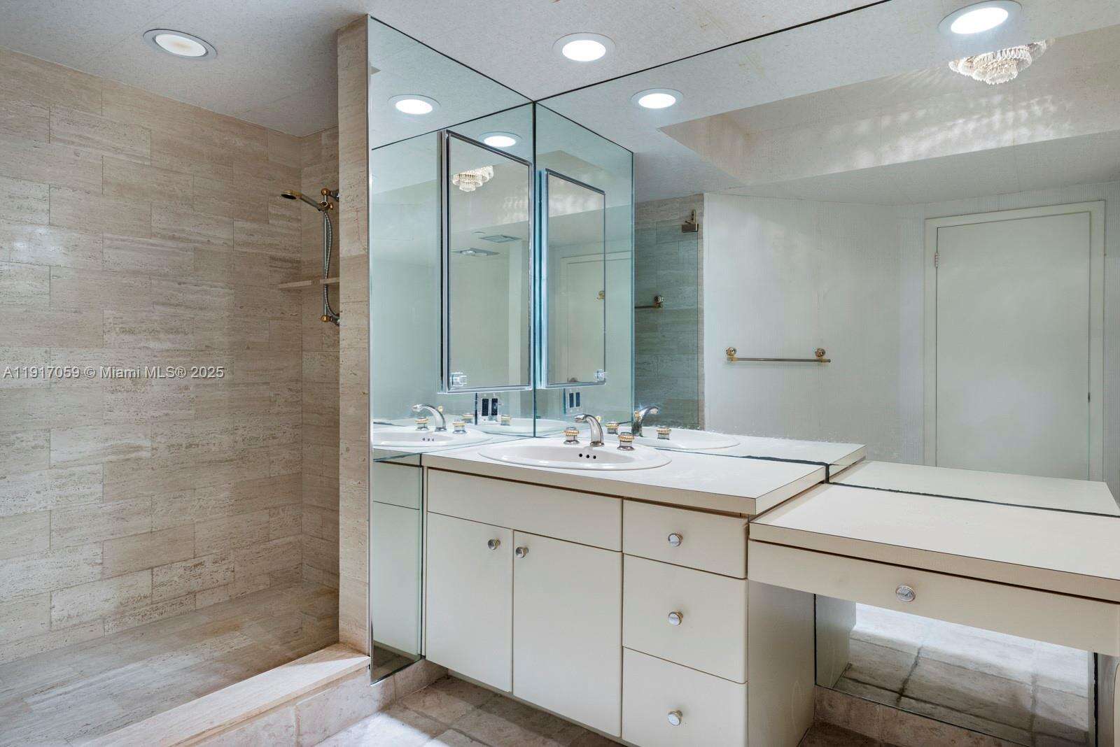 Hamptons West at 20281 Country Club Dr, Aventura, FL 33180 - For Sale photo 27
