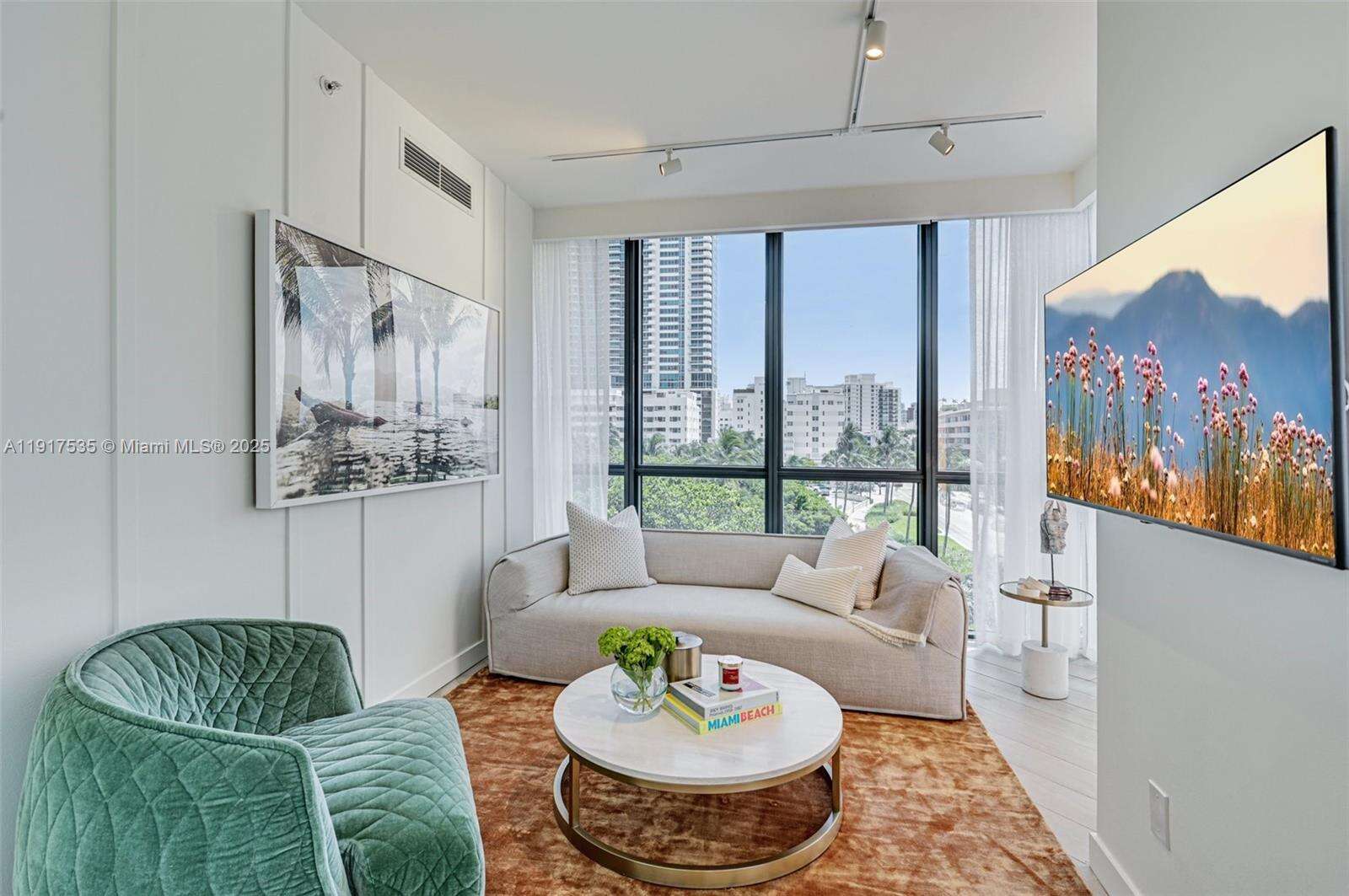 2201 COLLINS AVE - 2201 Collins Ave, Miami Beach, FL 33139 | Picture 3