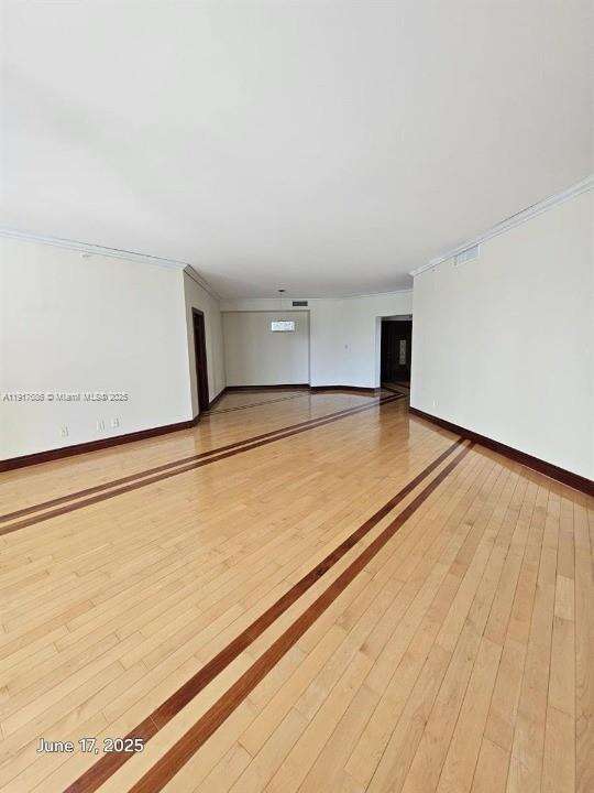 Atlantic 3 at 21050 Point Pl, Aventura, FL 33180 - For Sale photo 4
