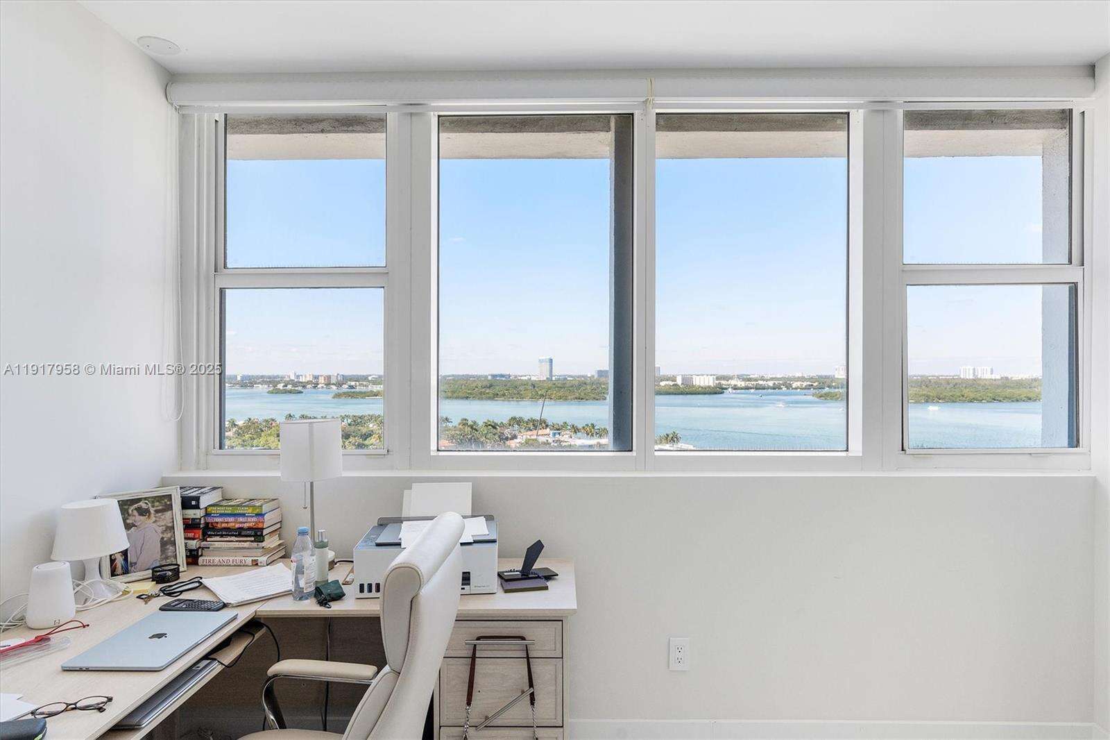 HARBOUR HOUSE - 10275 Collins Ave, Bal Harbour, FL 33154 | Picture 18