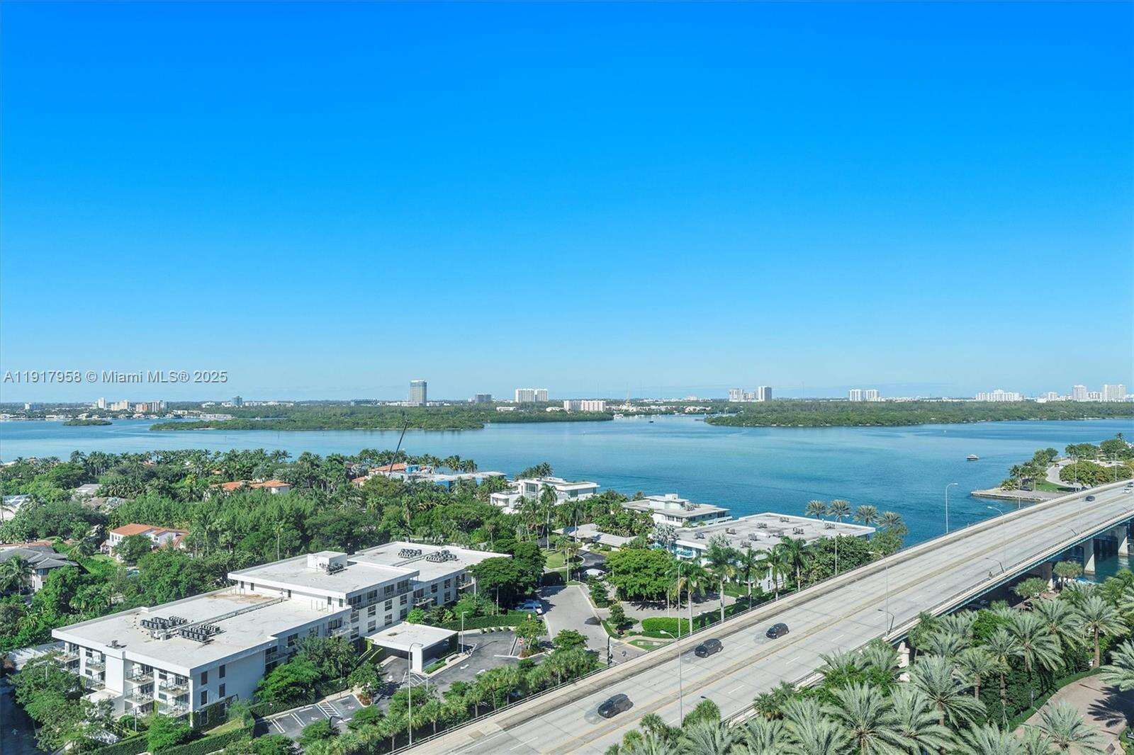 HARBOUR HOUSE - 10275 Collins Ave, Bal Harbour, FL 33154 | Picture 24