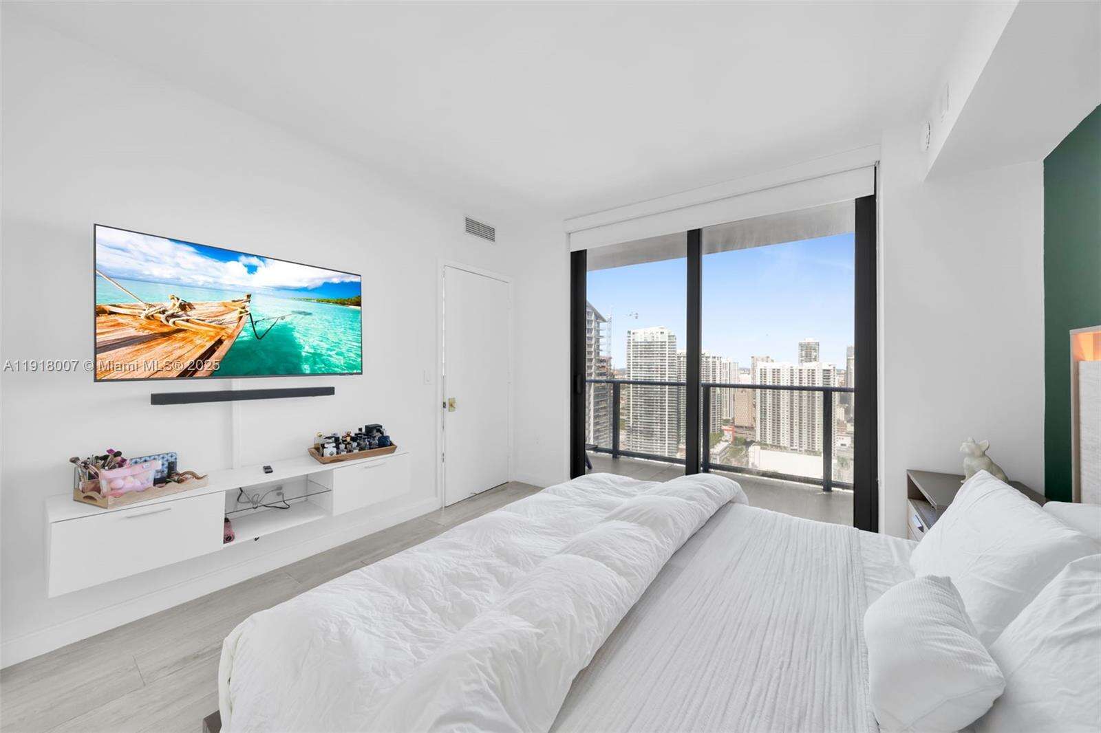 Brickell Heights East at 45 9 St, Miami, FL 33130 - For Sale photo 12