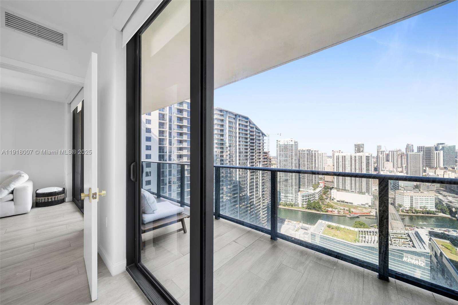 Brickell Heights East at 45 9 St, Miami, FL 33130 - For Sale photo 23
