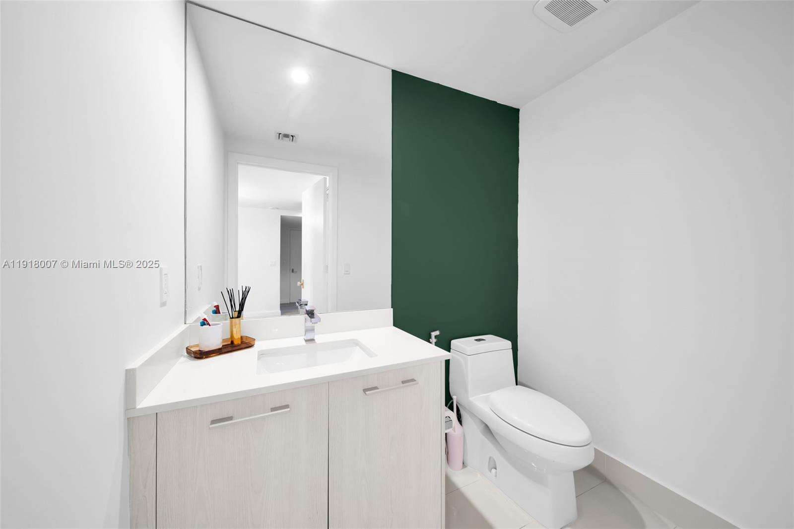 Brickell Heights East at 45 9 St, Miami, FL 33130 - For Sale photo 7