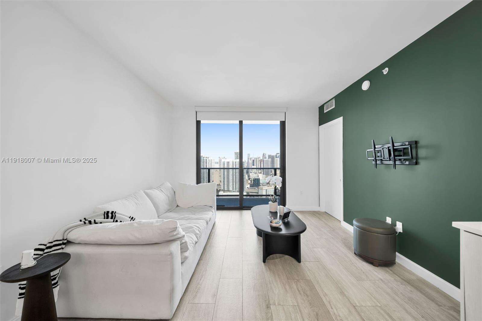 Brickell Heights East at 45 9 St, Miami, FL 33130 - For Sale photo 8
