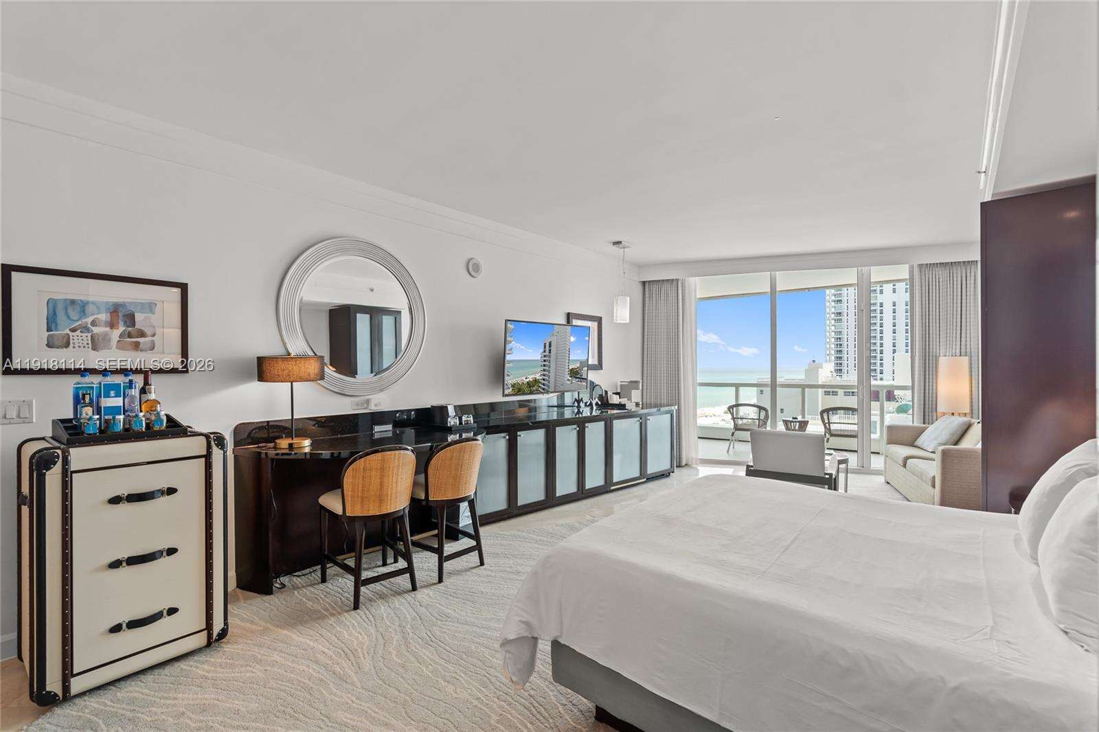 Fontainebleau 3 at 4391 Collins Ave, Miami Beach, FL 33140 - For Sale photo 5