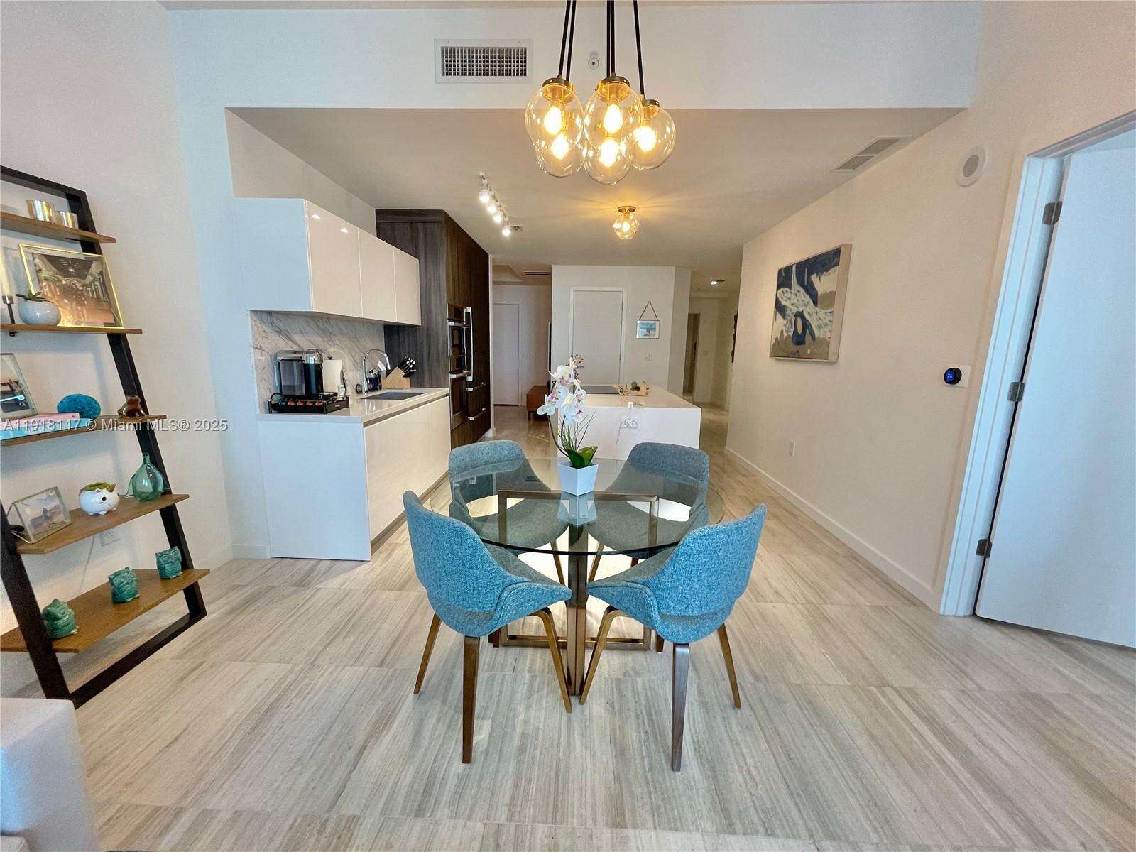 Paramount Miami Worldcenter at 851 1 Ave, Miami, FL 33132 - For Sale photo 20