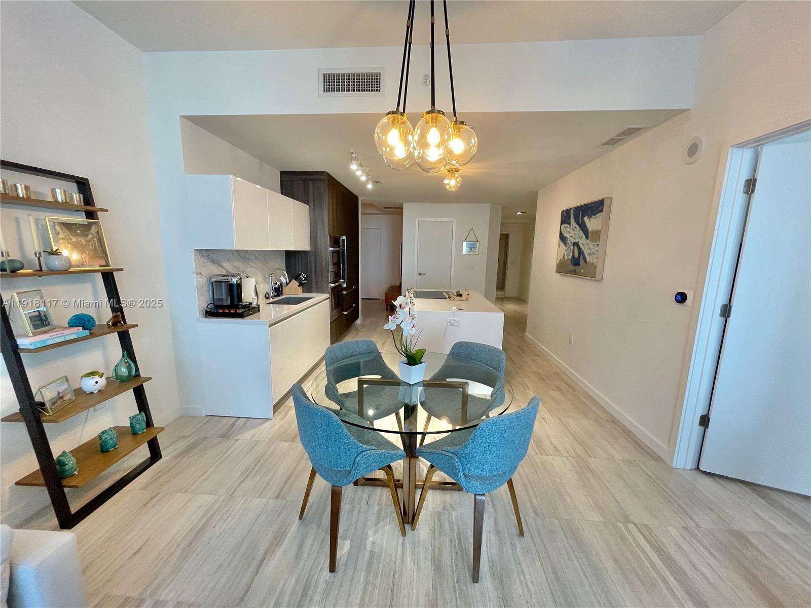 Paramount Miami Worldcenter at 851 1 Ave, Miami, FL 33132 - For Sale photo 27
