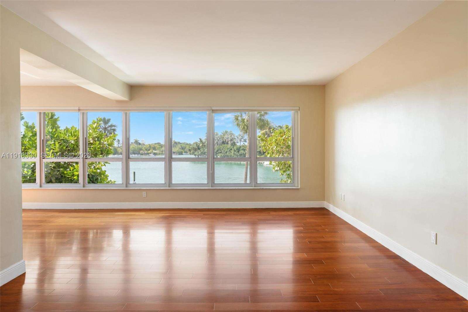 Blair House at 9102 Bay Harbor Dr, Bay Harbor Islands, FL 33154 - For Sale photo 4