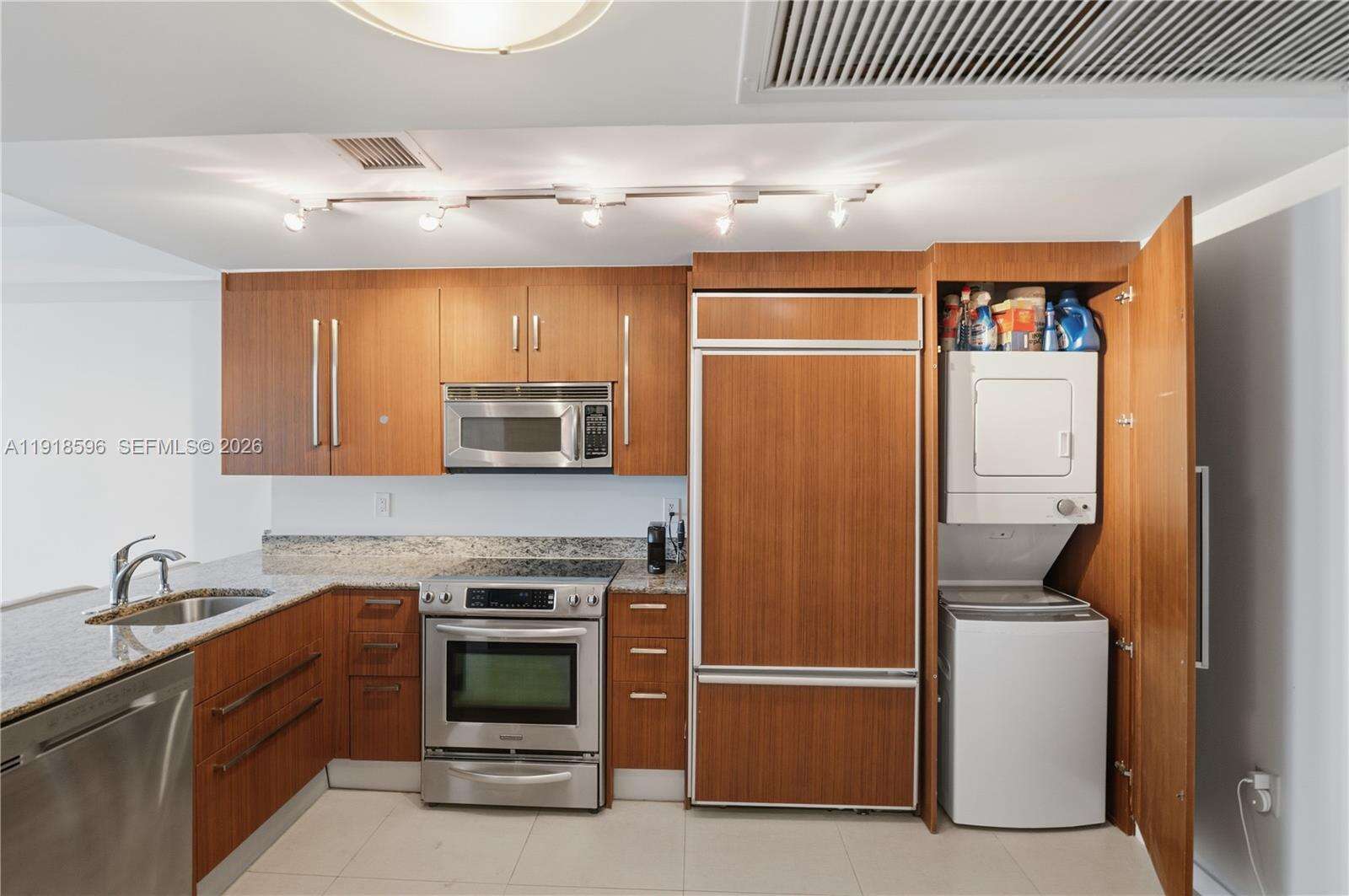 Harbour House at 10275 Collins Ave, Bal Harbour, FL 33154 - For Sale photo 7