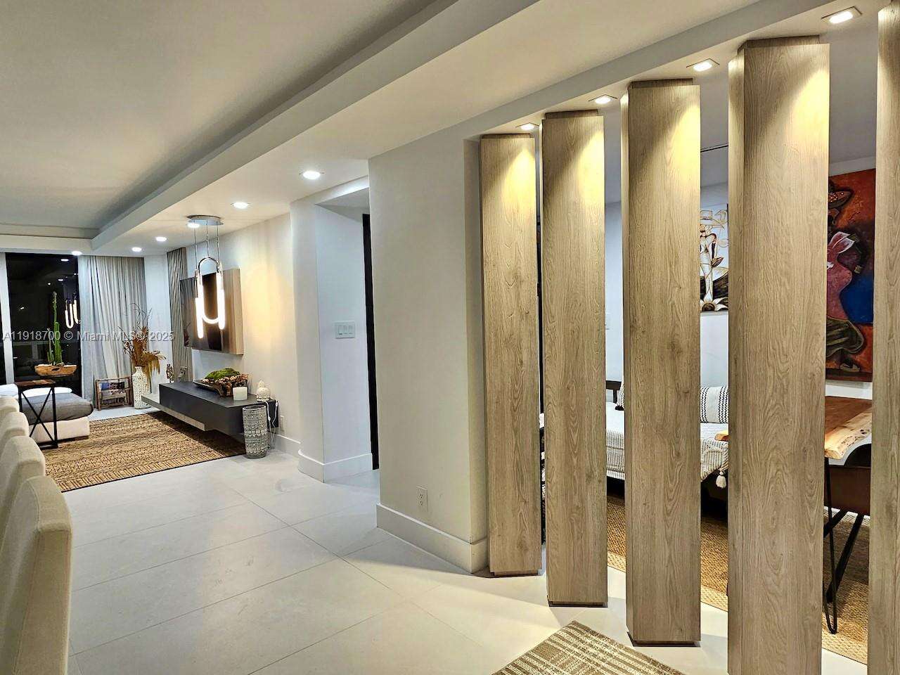 King Cole at 900 Bay Dr, Miami Beach, FL 33141 - For Sale photo 16