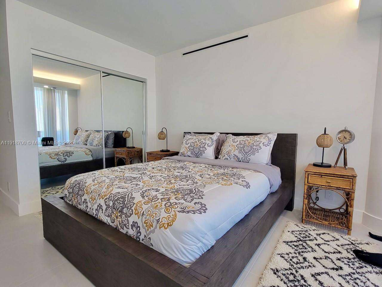 King Cole at 900 Bay Dr, Miami Beach, FL 33141 - For Sale photo 39