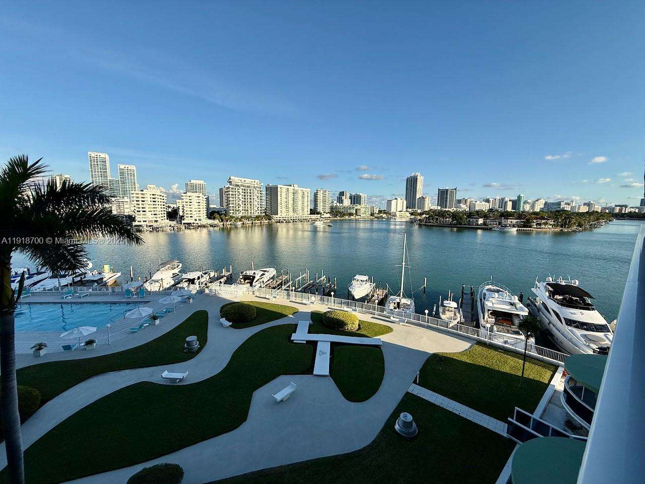 King Cole at 900 Bay Dr, Miami Beach, FL 33141 - For Sale photo 9