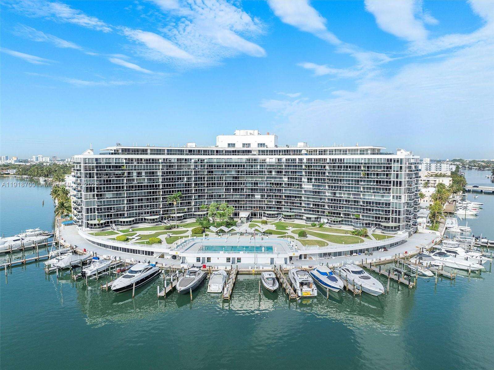 King Cole at 900 Bay Dr, Miami Beach, FL 33141 - For Sale photo 10
