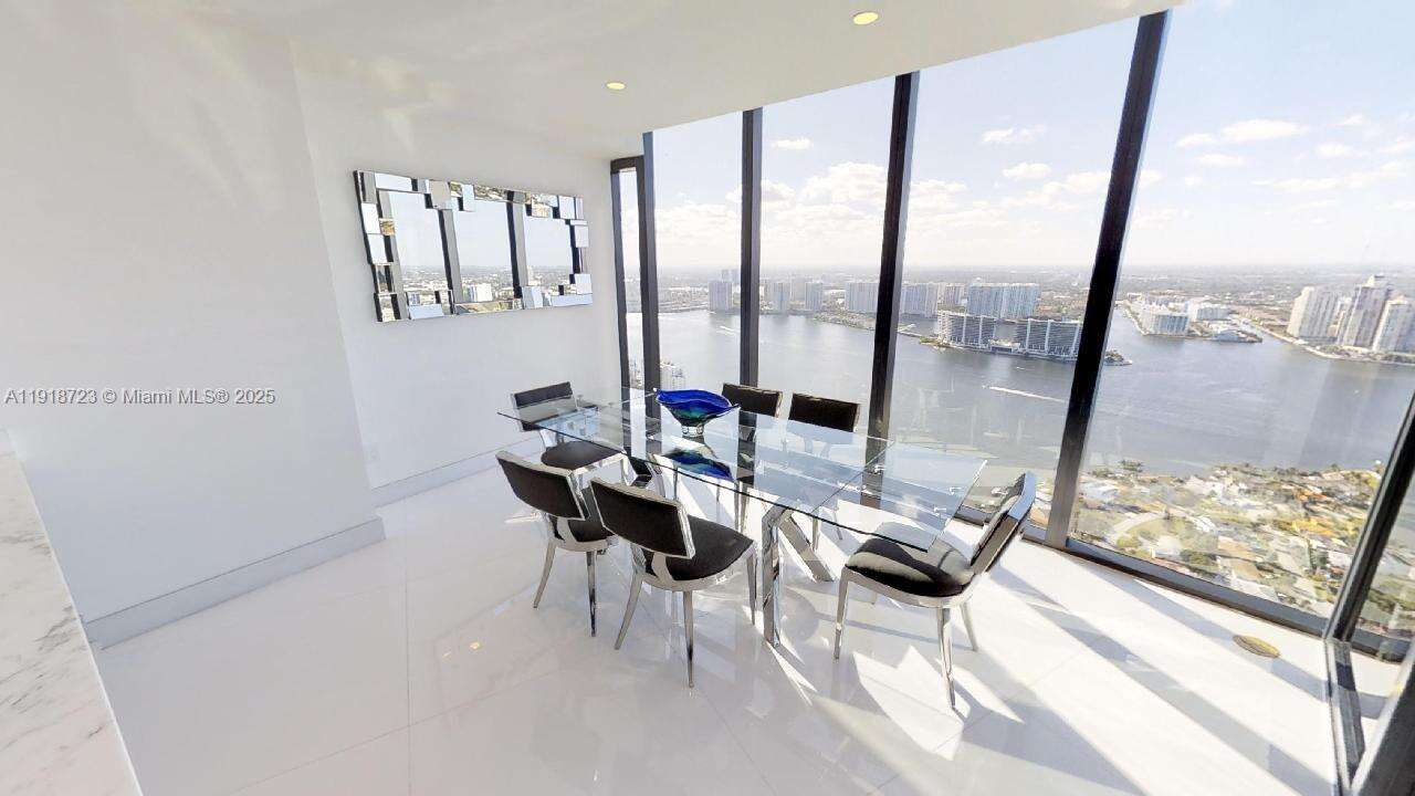 18555 COLLINS AVENUE - 18555 Collins Ave, Sunny Isles Beach, FL 33160 | Picture 30