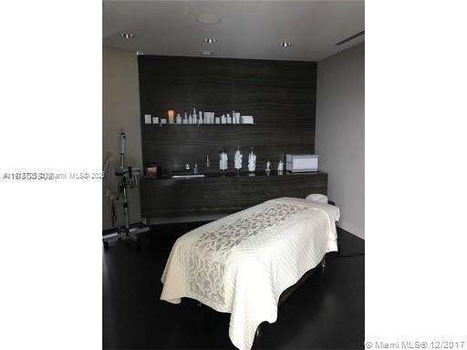 18555 COLLINS AVENUE - 18555 Collins Ave, Sunny Isles Beach, FL 33160 | Picture 10