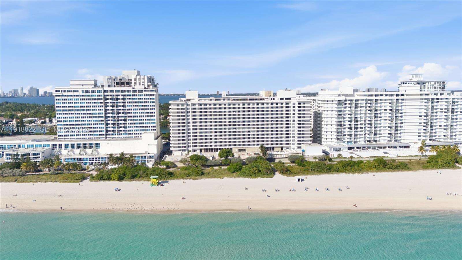 Oceanside Plaza at 5555 Collins Ave, Miami Beach, FL 33140 - For Sale photo 5