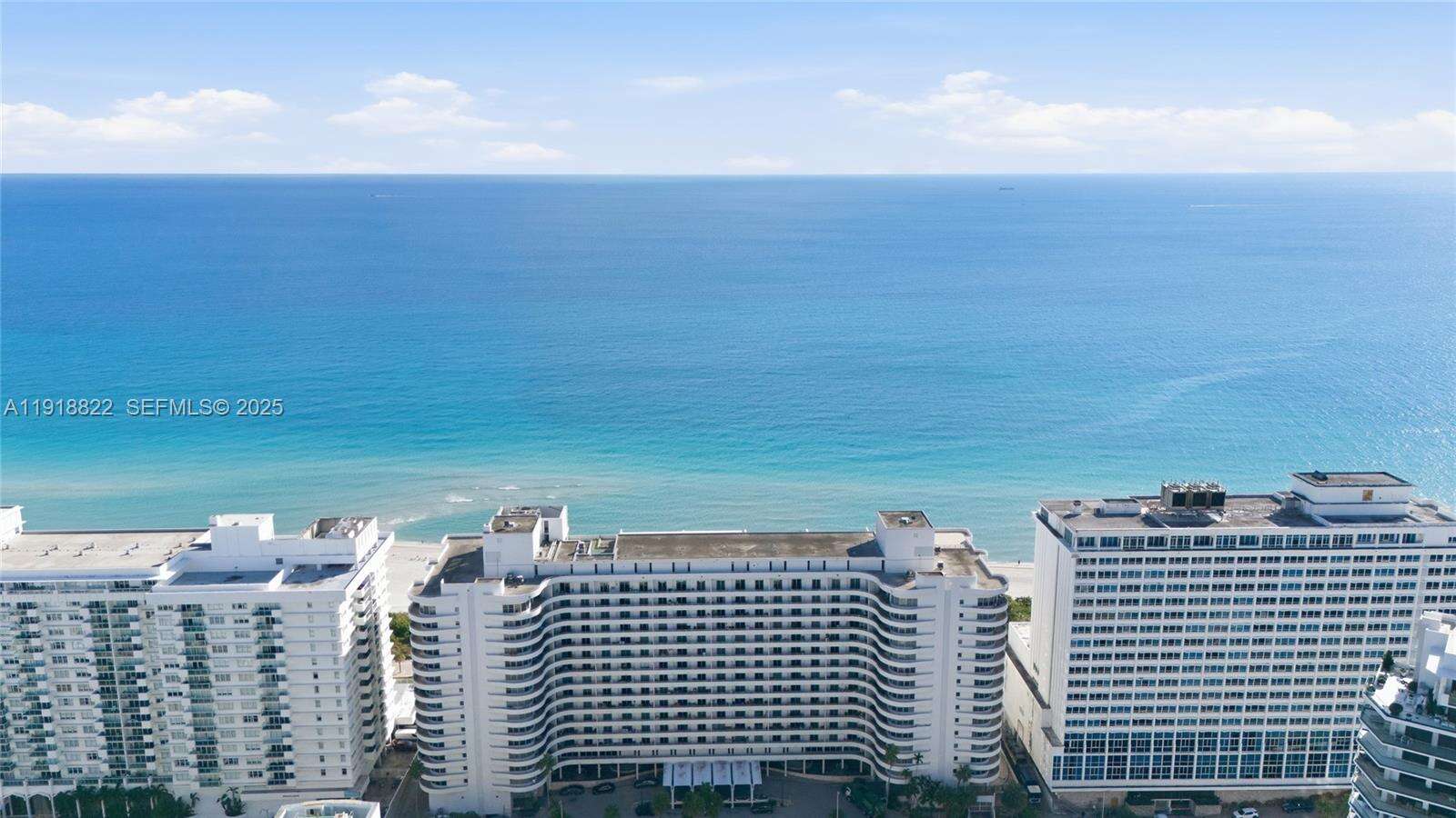 Oceanside Plaza at 5555 Collins Ave, Miami Beach, FL 33140 - For Sale photo 6